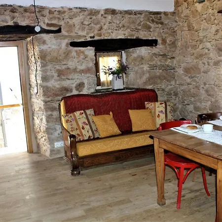 Serra Da Lastra Tatil Evi Villar de Silva